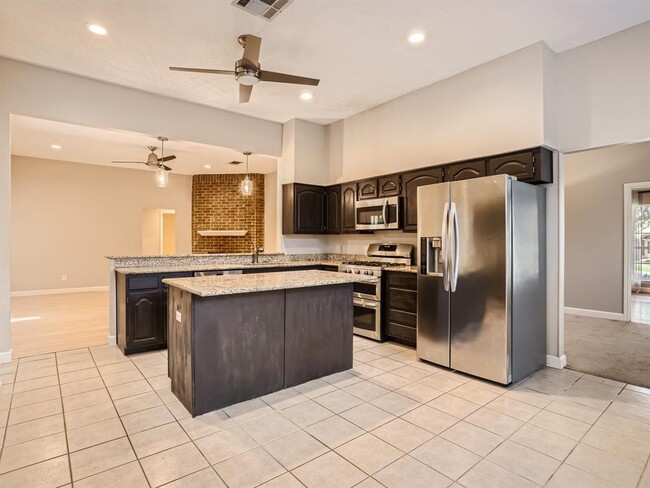 Building Photo - 6003 Brown Rock Trail