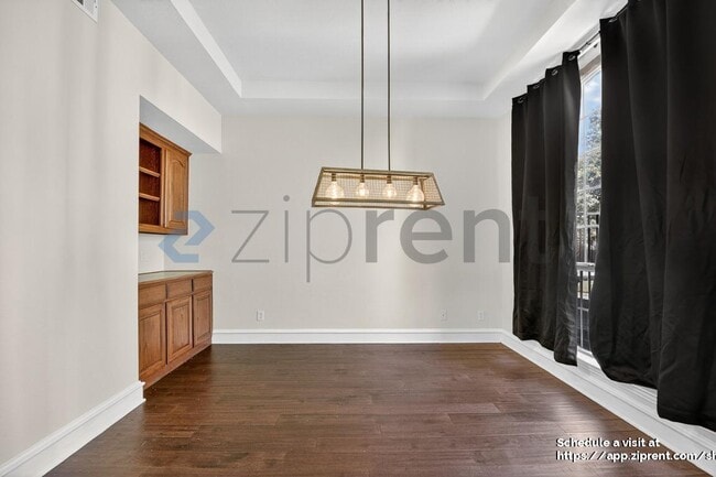 Building Photo - 4633 San Marcos Way