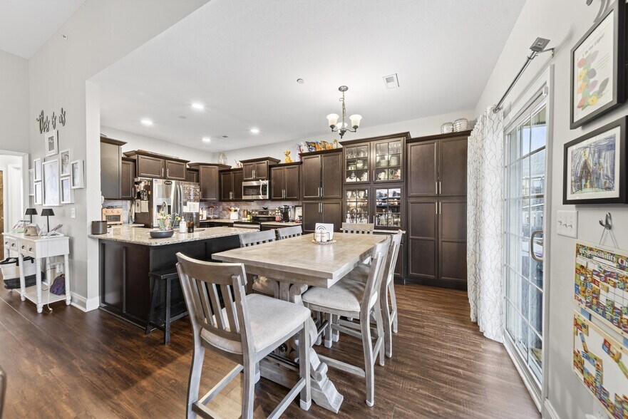 Building Photo - 163 Gabriella Ct