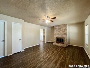 Building Photo - 11543 Rousseau St