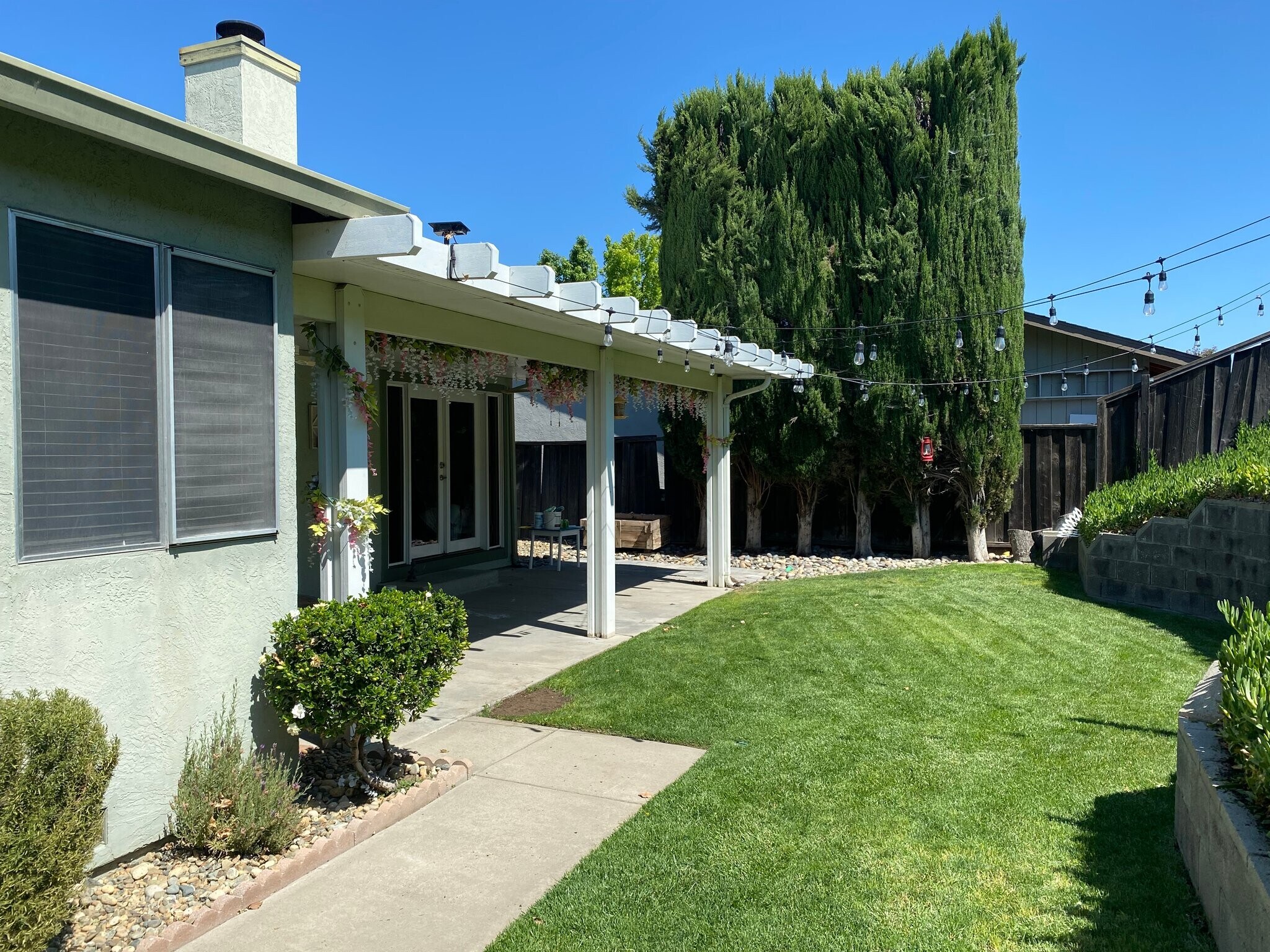 Building Photo - 1460 Gamay Cir