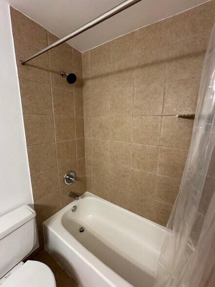 Building Photo - 30 E Huron St