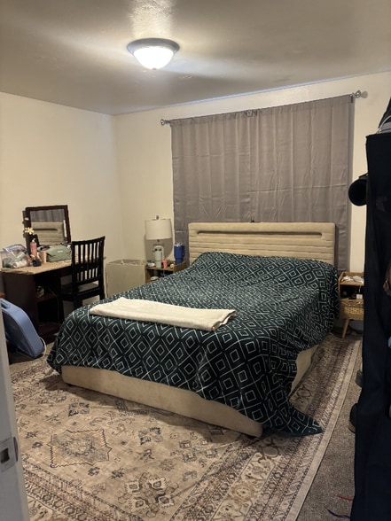 Building Photo - 1591 S 800 E