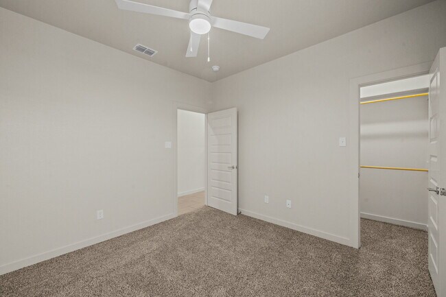 Building Photo - Brand new townhomes in Frenship East!