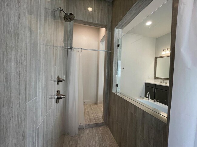 Building Photo - 149 Night Bloom Path