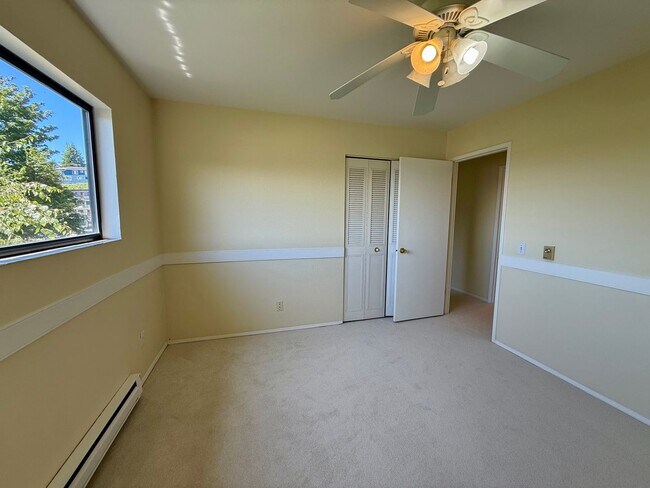 Building Photo - Holly Terrace Condominiums - Magnolia