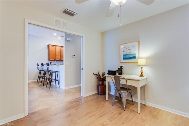 Building Photo - 9836 Venezia Cir