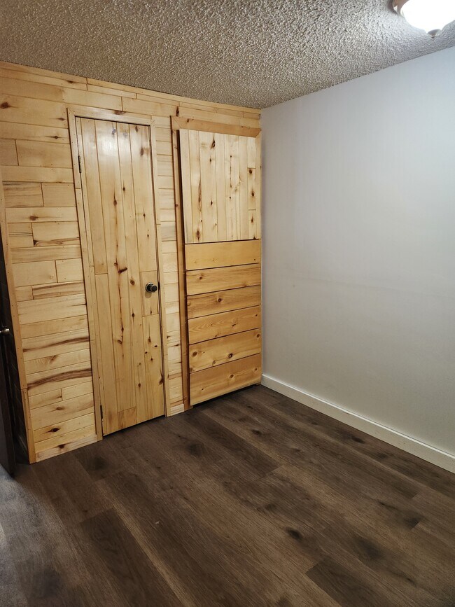 Building Photo - 20 Co Rd 4482