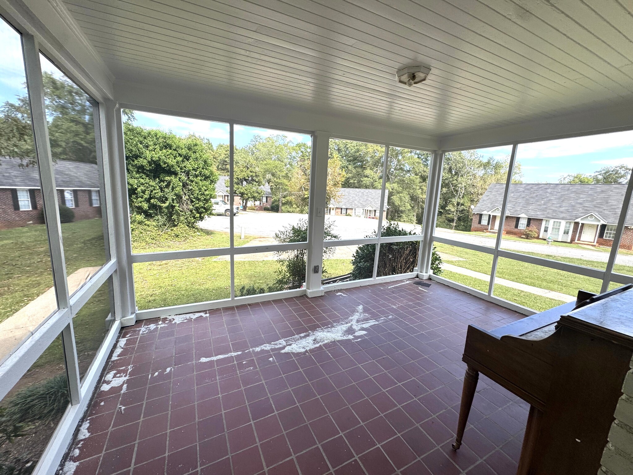 Building Photo - 1020 Cherry Hills Ct