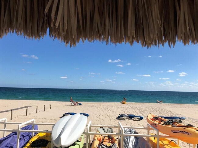 Building Photo - 3700 Galt Ocean Dr