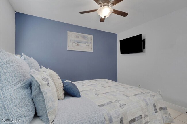 Building Photo - 1324 SW 1st Ave