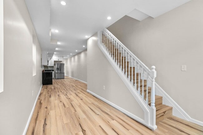 Building Photo - 2202 E Fayette St