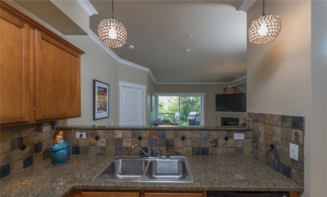 Building Photo - Heart of Downtown Bellingham! Great location with Water View!