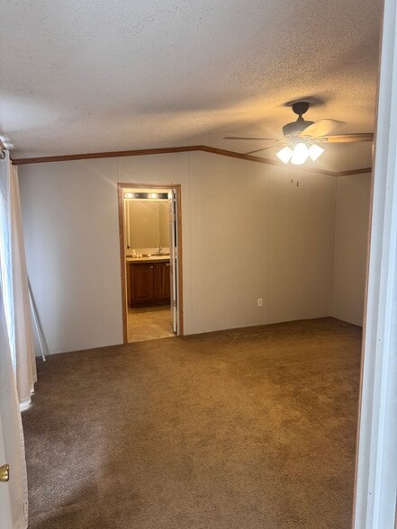 Building Photo - 103 Merida Ln
