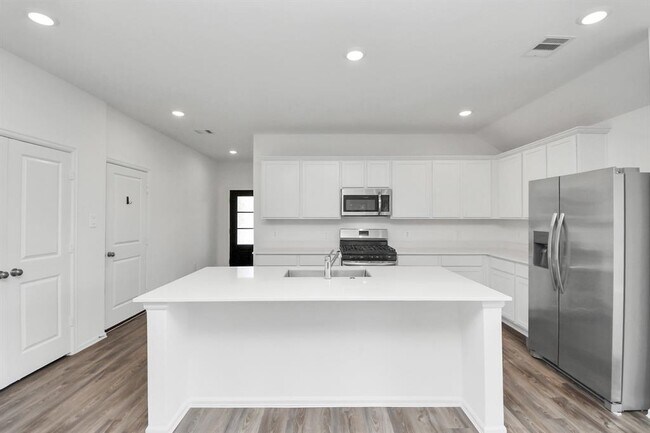 Building Photo - 1351 Antigua Dr
