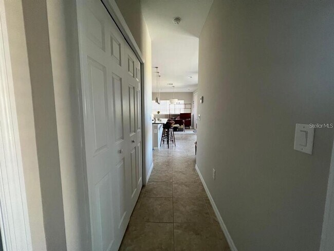 Building Photo - 4219 Frontier Ln