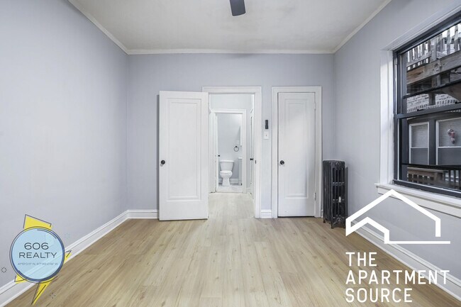 Building Photo - 5244 S Drexel Ave