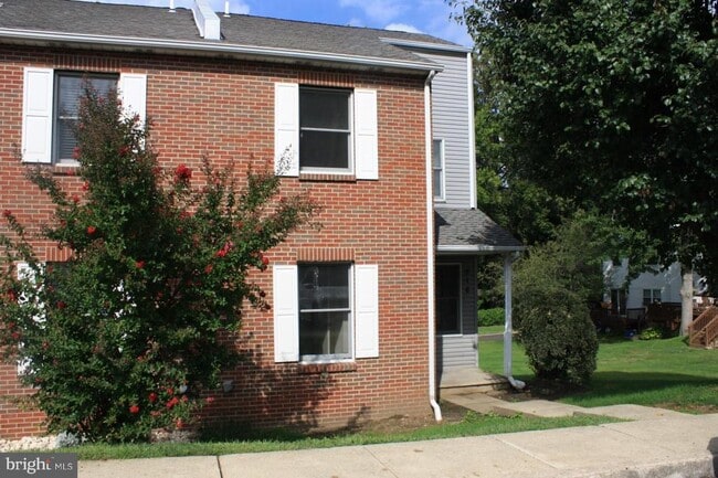 Building Photo - 516 Colgate Ct