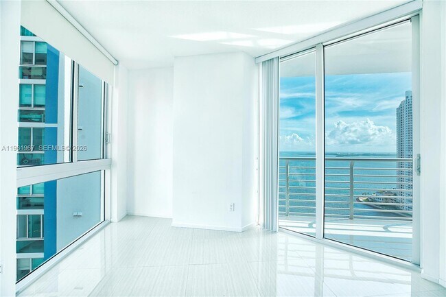 Building Photo - 325 S Biscayne Blvd