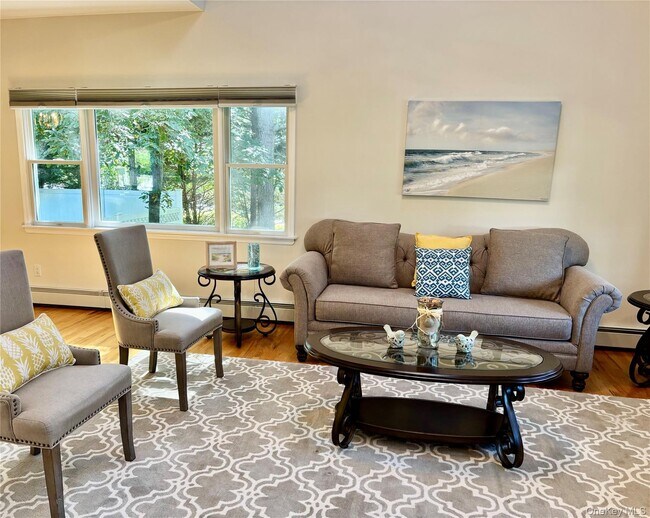 Building Photo - 5 Mill Race Rd