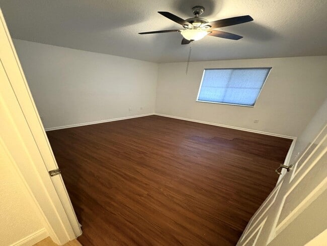 Building Photo - 2000 NW 99th Way