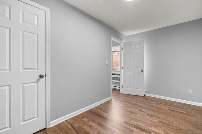 Primary Photo - 543 Woodward Ave