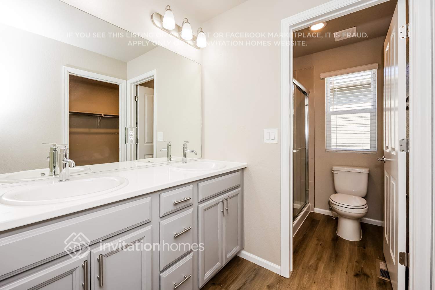 Building Photo - 11137 House Finch Ln