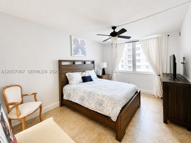 Building Photo - 3221 S Ocean Blvd