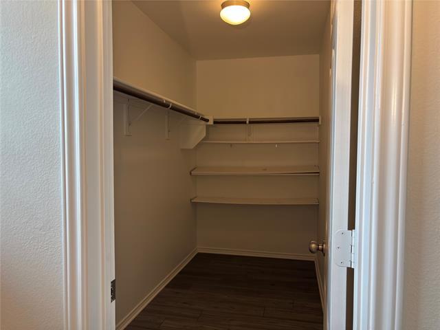 Building Photo - 507 Goldenrod Ln