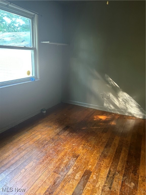 Building Photo - 122 S Bon Air Ave