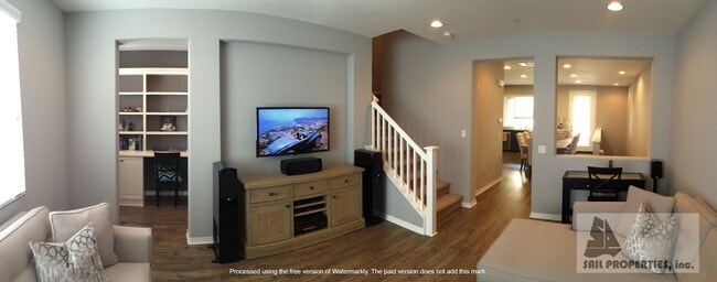 Building Photo - Beautiful Upgraded 3 Bd 3.5 Bth w/Large Bo...