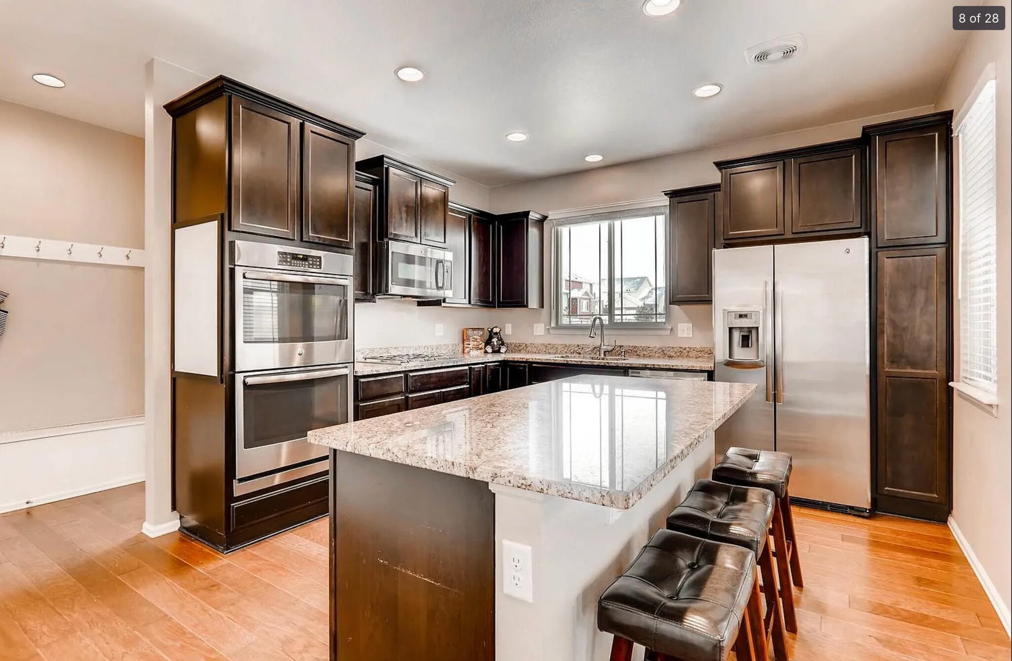 Building Photo - 12932 Norway Maple St