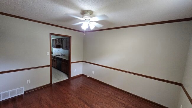 Building Photo - 1388 Hardwood Trail