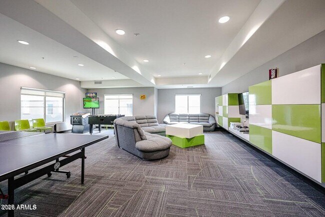 Building Photo - 5450 E Deer Valley Dr