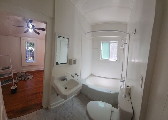 Building Photo - Jeffrey and Foothill Properties