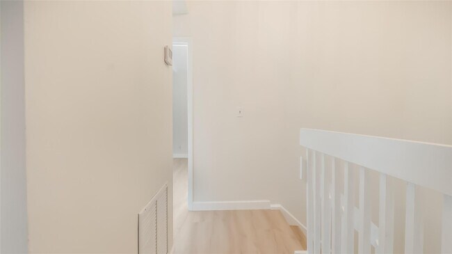 Building Photo - 4979 NW 82nd Ave