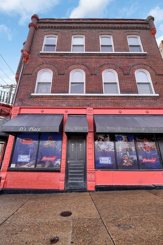 Building Photo - Put Down Roots and Overlook Soulard Community Garden