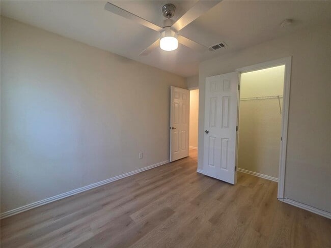 Building Photo - 104 E Eggleston St