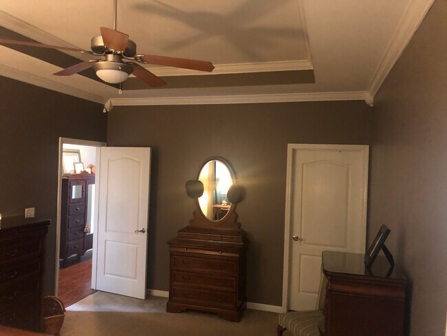 Primary Photo - 5293 Cottage Cir