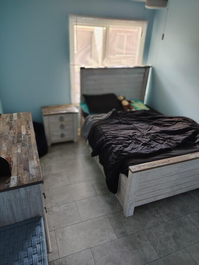 Building Photo - 5336 Bosque Ln