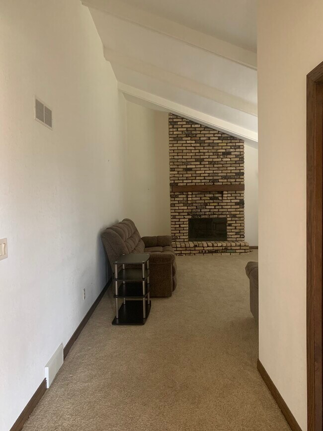 Building Photo - 4790 N 186th St