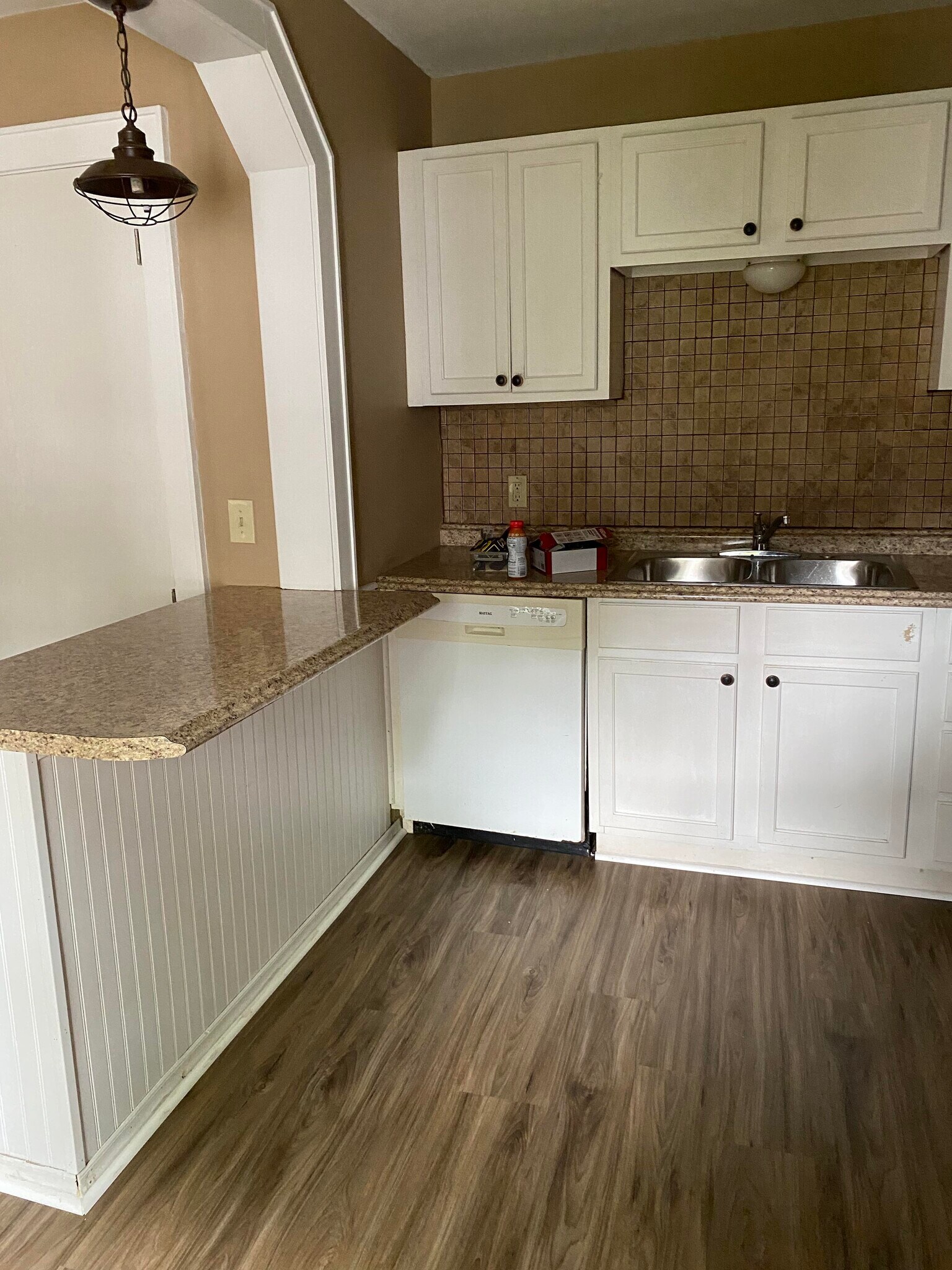 Building Photo - 716 E Austin St