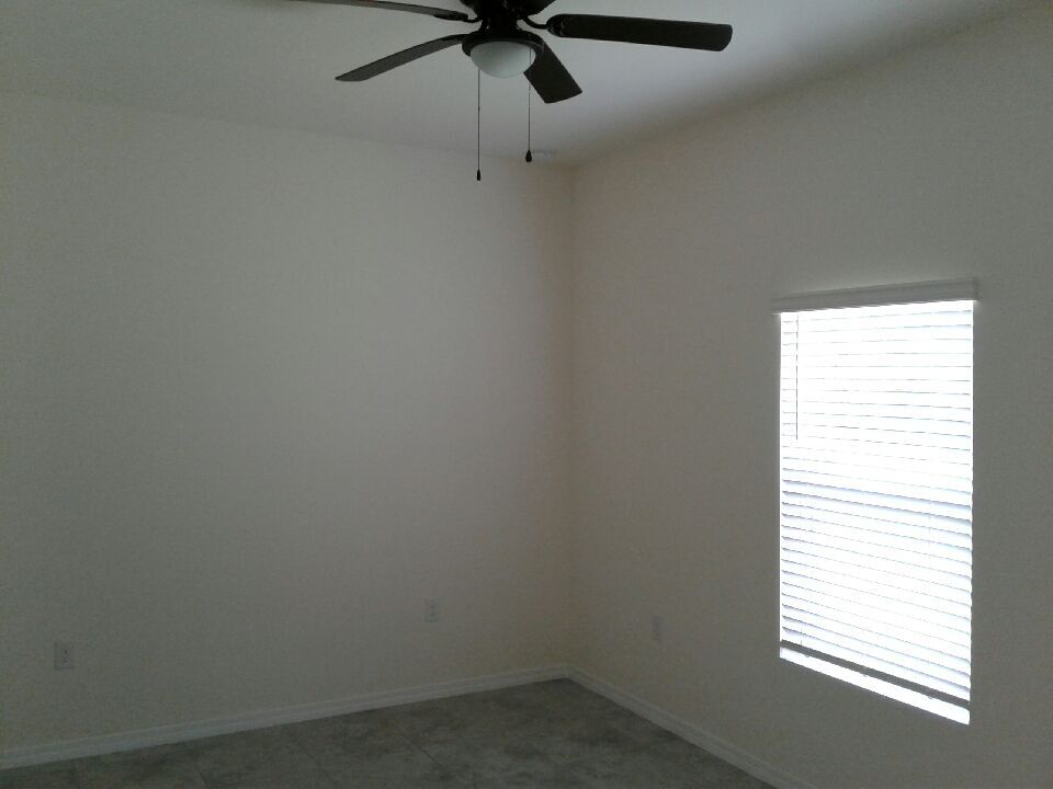 Building Photo - 24484 Zephyr Ct