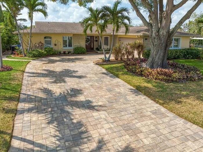 Building Photo - 4388 13th Way NE