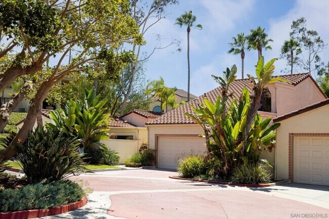 Building Photo - Beautifully remodeled home in the desirabl...