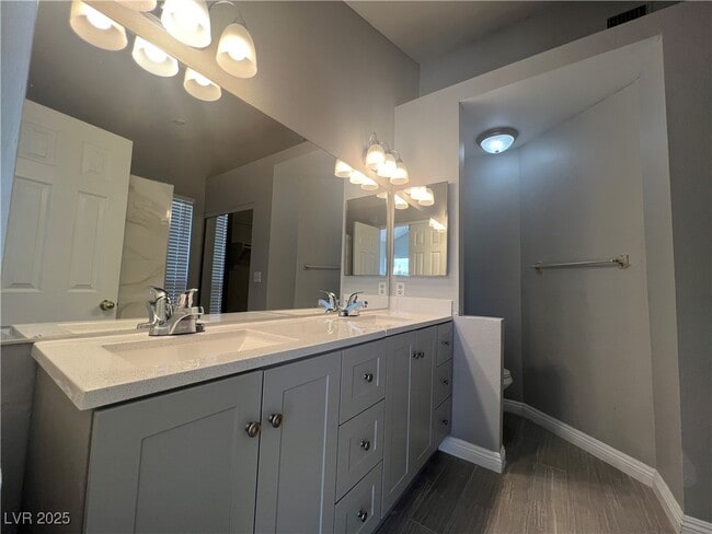 Building Photo - 362 Cavos Way