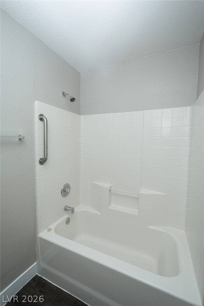 Building Photo - 2120 McMurray Dr