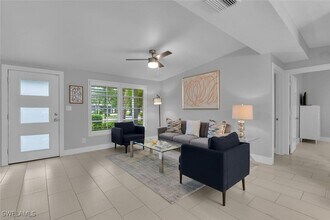 Building Photo - 2048 Harbor Ln