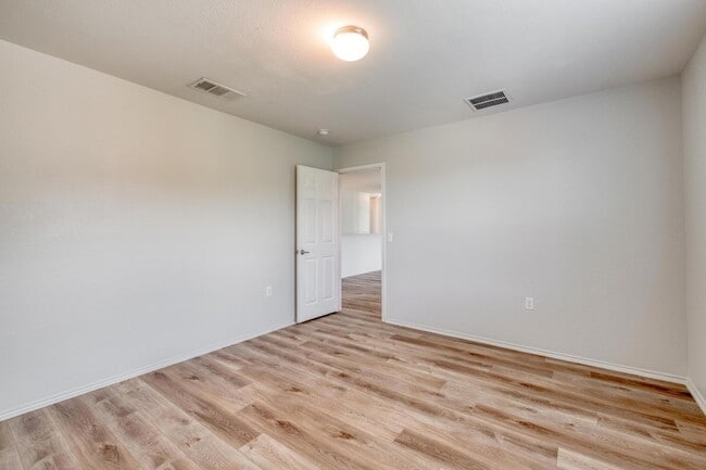 Building Photo - 9104 China Rose Dr