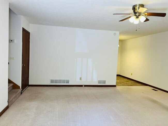 Building Photo - Great location, large wooded and fenced ya...